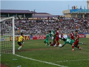 Bóng đá anh, ngoại hạng anh, lịch thi đấu euro 2012, LS. TH-XM.HP 4-1: Leandro tịt ngòi, đội bóng đất Cảng thua tan tác