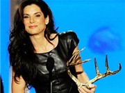 Bóng đá anh, ngoại hạng anh, lịch thi đấu euro 2012, Sandra Bullock  khiến binh lính Mỹ xốn xang