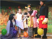 Bóng đá anh, ngoại hạng anh, lịch thi đấu euro 2012, NSƯT Hồng Vân:  Kịch tiếng Anh, khó gấp mười lần!