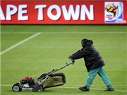 Bóng đá anh, ngoại hạng anh, lịch thi đấu euro 2012, Trước trận Italia-Paraguay: Thủy chiến ở Green Point