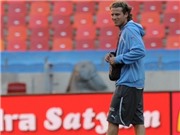 Bóng đá anh, ngoại hạng anh, lịch thi đấu euro 2012, Đối đầu Forlan – Park Ji Sung: Cá nhân đối đầu Tập thể