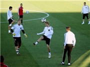 Bóng đá anh, ngoại hạng anh, lịch thi đấu euro 2012, Tuyển Đức "giấu bài" đến mức ..bỏ họp báo