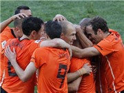 Bóng đá anh, ngoại hạng anh, lịch thi đấu euro 2012, Hà Lan-Slovakia 2-1: "Cơn lốc màu da cam" bay vào tứ kết