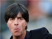 Bóng đá anh, ngoại hạng anh, lịch thi đấu euro 2012, Loew ăn… rỉ mũi?