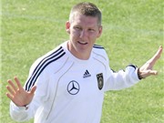 Bóng đá anh, ngoại hạng anh, lịch thi đấu euro 2012, Real Madrid ra giá 50 triệu euro cho Schweinsteiger 