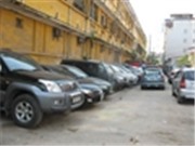 Bóng đá anh, ngoại hạng anh, lịch thi đấu euro 2012, Hà Nội: Điểm đỗ xe ô tô - nỗi khổ của người giàu
