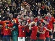 Bóng đá anh, ngoại hạng anh, lịch thi đấu euro 2012, World Cup 2010: Báo chí thế giới ca ngợi "tân Vương" Tây Ban Nha 