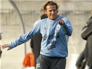 Bóng đá anh, ngoại hạng anh, lịch thi đấu euro 2012, Forlan đoạt Quả bóng Vàng: Phần thưởng cho sự hy sinh