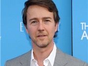 Bóng đá anh, ngoại hạng anh, lịch thi đấu euro 2012, "Người khổng lồ xanh" Edward Norton phản ứng vì bị thay thế