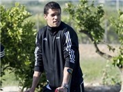 Bóng đá anh, ngoại hạng anh, lịch thi đấu euro 2012, Ballack và Schweinsteiger mặc… váy?