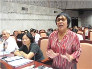 Bóng đá anh, ngoại hạng anh, lịch thi đấu euro 2012,  Chuyện của “bà đại biểu hội đồng”
