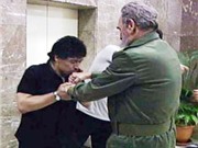 Bóng đá anh, ngoại hạng anh, lịch thi đấu euro 2012, Maradona tuyên bố: "Tôi yêu quý Fidel Castro"