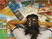 Bóng đá anh, ngoại hạng anh, lịch thi đấu euro 2012, Tâm thần học đường (Kỳ 1): Cơn bấn loạn của... sách vở 