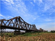 Bóng đá anh, ngoại hạng anh, lịch thi đấu euro 2012, Chuyện lặt vặt bên cầu Long Biên