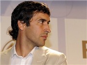 Bóng đá anh, ngoại hạng anh, lịch thi đấu euro 2012, Metzelder làm phiên dịch cho Raul