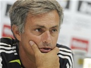 Bóng đá anh, ngoại hạng anh, lịch thi đấu euro 2012, Sau Benitez, Mourinho quay sang "tấn công" Capello