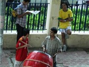 Bóng đá anh, ngoại hạng anh, lịch thi đấu euro 2012, Nhìn lại mùa giải 2010, Bài 4: Dân ta xem bóng đá ta