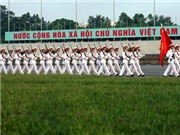 Bóng đá anh, ngoại hạng anh, lịch thi đấu euro 2012,  Lễ kéo cờ trước Lăng Bác