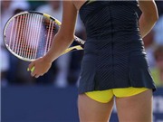 Bóng đá anh, ngoại hạng anh, lịch thi đấu euro 2012, Wozniacki gây sốt với quần "chip" màu vàng