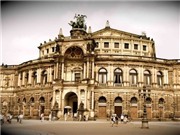 Bóng đá anh, ngoại hạng anh, lịch thi đấu euro 2012, Rạp & những câu chuyện kể (Bài 7): Những niềm tự hào quốc gia