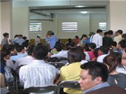 Bóng đá anh, ngoại hạng anh, lịch thi đấu euro 2012, Mua "nhà thu nhập thấp", người nghèo thành... con rối?