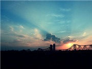 Bóng đá anh, ngoại hạng anh, lịch thi đấu euro 2012, Long Biên - cây cầu lam lũ