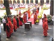 Bóng đá anh, ngoại hạng anh, lịch thi đấu euro 2012, Trao tặng bức tranh thêu tuyệt đẹp “Ước nguyện ngàn năm” cho Hà Nội
