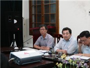 Bóng đá anh, ngoại hạng anh, lịch thi đấu euro 2012, Cơ quan thời tiết họp về "dị nhân đuổi mưa"