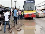 Bóng đá anh, ngoại hạng anh, lịch thi đấu euro 2012, Vượt đường cấm đến trường dịp Đại lễ?