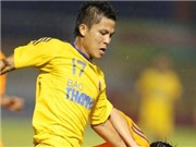 Bóng đá anh, ngoại hạng anh, lịch thi đấu euro 2012, Lượt trận thứ nhất bảng B, VCK U21 QG – Cúp Báo Thanh Niên 2010: Nhà vô địch ngã ngựa