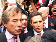 Bóng đá anh, ngoại hạng anh, lịch thi đấu euro 2012, Vụ đổi chủ ở Liverpool: Vẫn chưa xong