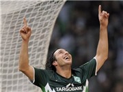 Bóng đá anh, ngoại hạng anh, lịch thi đấu euro 2012, Pizarro phá kỷ lục ghi bàn của Elber