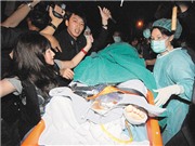 Bóng đá anh, ngoại hạng anh, lịch thi đấu euro 2012, Selina và Du Hạo Minh bỏng nặng sau vụ nổ kinh hoàng