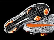 Bóng đá anh, ngoại hạng anh, lịch thi đấu euro 2012, C.Ronaldo được Nike tặng giầy có tính năng ưu việt