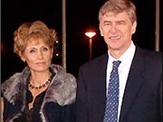 Bóng đá anh, ngoại hạng anh, lịch thi đấu euro 2012, HLV Arsene Wenger dính scandal tình ái