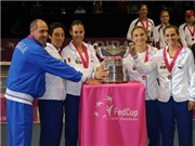Bóng đá anh, ngoại hạng anh, lịch thi đấu euro 2012, Chung kết Fed Cup 2010: Vinh quang cho người Italia