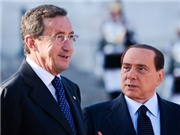 Bóng đá anh, ngoại hạng anh, lịch thi đấu euro 2012, Thủ tướng Italia bị “bạn cũ” kêu gọi từ chức 