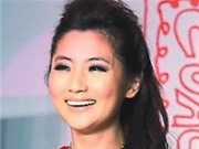 Bóng đá anh, ngoại hạng anh, lịch thi đấu euro 2012, Selina tháo băng và tự soi gương sau tai nạn bỏng kinh hoàng