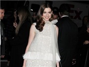 Bóng đá anh, ngoại hạng anh, lịch thi đấu euro 2012, Anne Hathaway: “Tôi từng phí công khỏa thân"