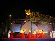 Bóng đá anh, ngoại hạng anh, lịch thi đấu euro 2012, Có cớ để thả bộ dọc cầu Long Biên