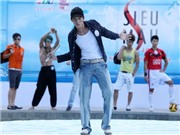 Bóng đá anh, ngoại hạng anh, lịch thi đấu euro 2012, Người mẫu nam - Để sống cần nghề tay trái (Bài 2)