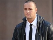 Bóng đá anh, ngoại hạng anh, lịch thi đấu euro 2012, Anh: Bỏ tù cầu thủ vì dùng xe "truy sát" trọng tài 