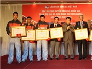 Bóng đá anh, ngoại hạng anh, lịch thi đấu euro 2012, ĐTVN: Huân chương cho người hùng
