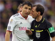 Bóng đá anh, ngoại hạng anh, lịch thi đấu euro 2012, Wolfsburg sắp có Van Bommel 
