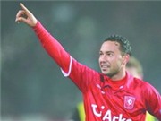 Bóng đá anh, ngoại hạng anh, lịch thi đấu euro 2012,  Twente hạ Vitesse, vào tứ kết Cúp QG Hà Lan