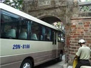 Bóng đá anh, ngoại hạng anh, lịch thi đấu euro 2012, Hạn chế xe tải qua Ô Quan Chưởng