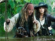 Bóng đá anh, ngoại hạng anh, lịch thi đấu euro 2012, Penelope Cruz phải cố nhịn cười khi đóng phim cùng Johnny Depp 