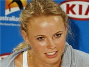 Bóng đá anh, ngoại hạng anh, lịch thi đấu euro 2012, Wozniacki hối lỗi vì bịa chuyện bị kangaroo tấn công