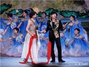 Bóng đá anh, ngoại hạng anh, lịch thi đấu euro 2012, Châu Kiệt Luân và Lâm Chí Linh tất bật đón năm mới
