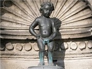 Bóng đá anh, ngoại hạng anh, lịch thi đấu euro 2012, Bức tượng Mannenken Pis ở Hà Lan bị đánh cắp